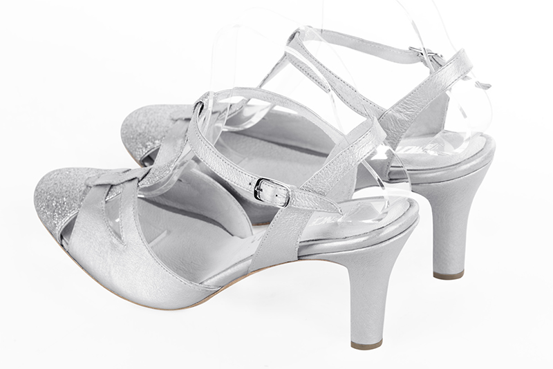 Light silver women's open back T-strap shoes. Round toe. High kitten heels. Rear view - Florence KOOIJMAN